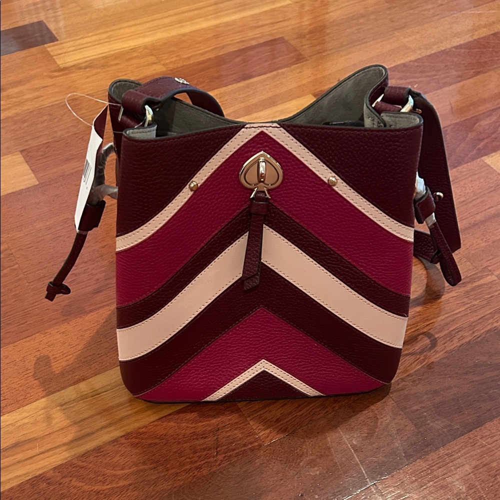 Kate Spade Marti Chevron Small Bucket Bag - New with Tags NWT